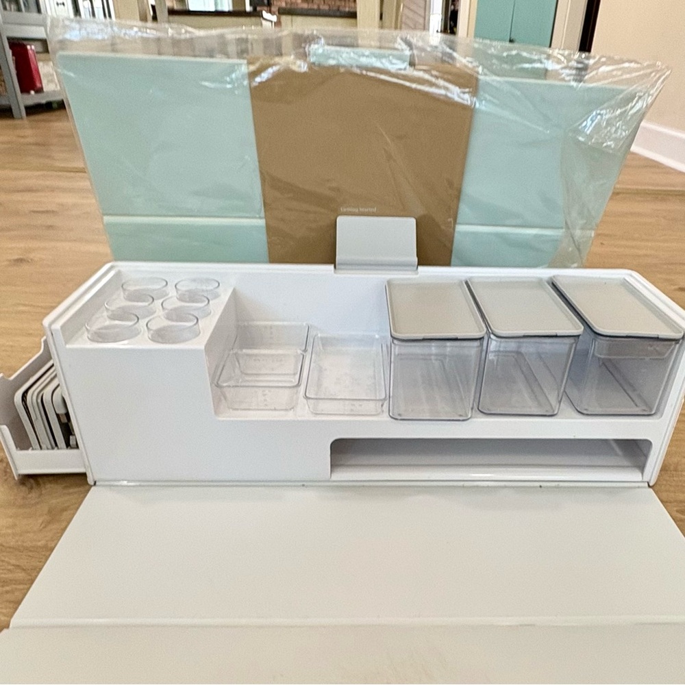 Prepdeck Food Prep and Storage with Tablet Stand